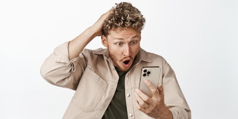 FOMO (Gelişmeleri Kaçırma Korkusu) Hastalığı Nedir?